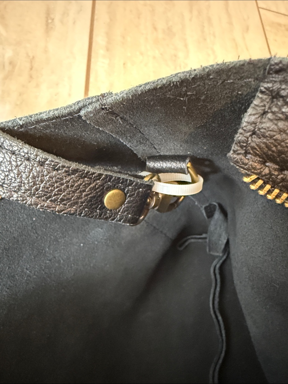 Portland Leather Goods Mini Zippered Crossbody Tote Pebbled - Picture 13 of 16